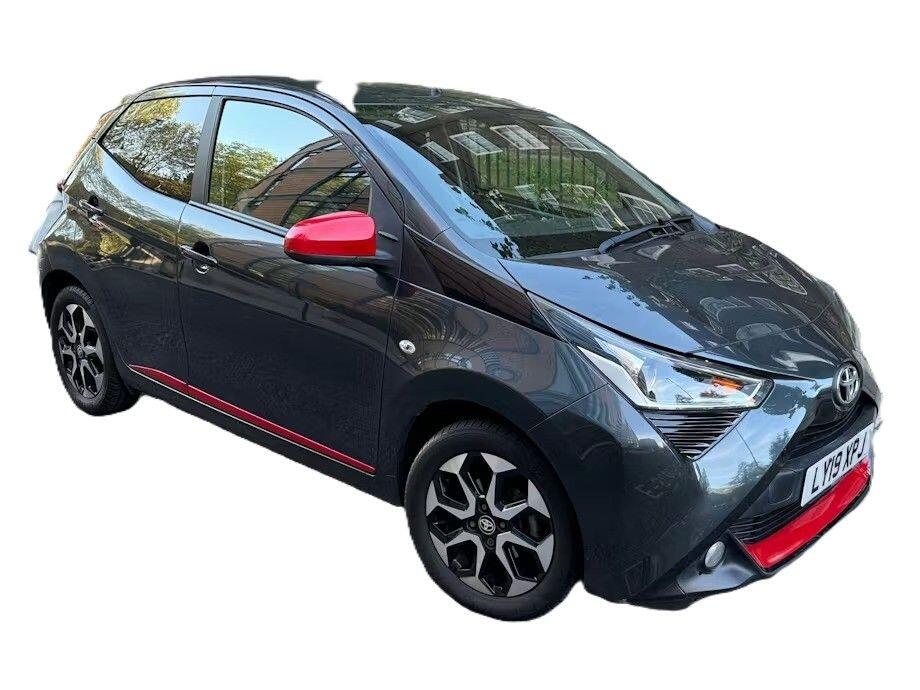 1.0 VVT-i x-trend Funroof 5dr Petrol x-shift Euro 6 (71 ps)